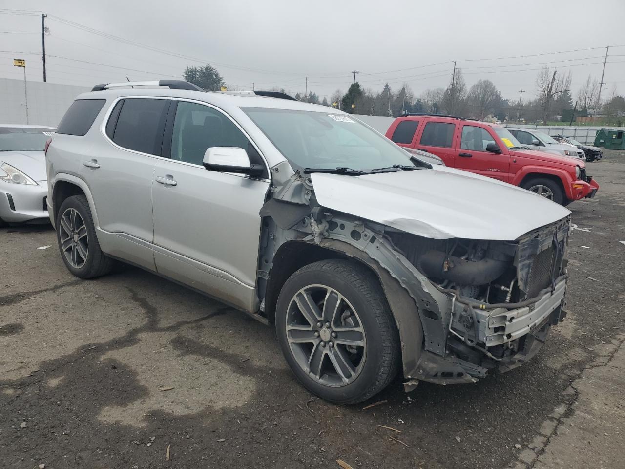 2018 GMC Acadia - Image 4