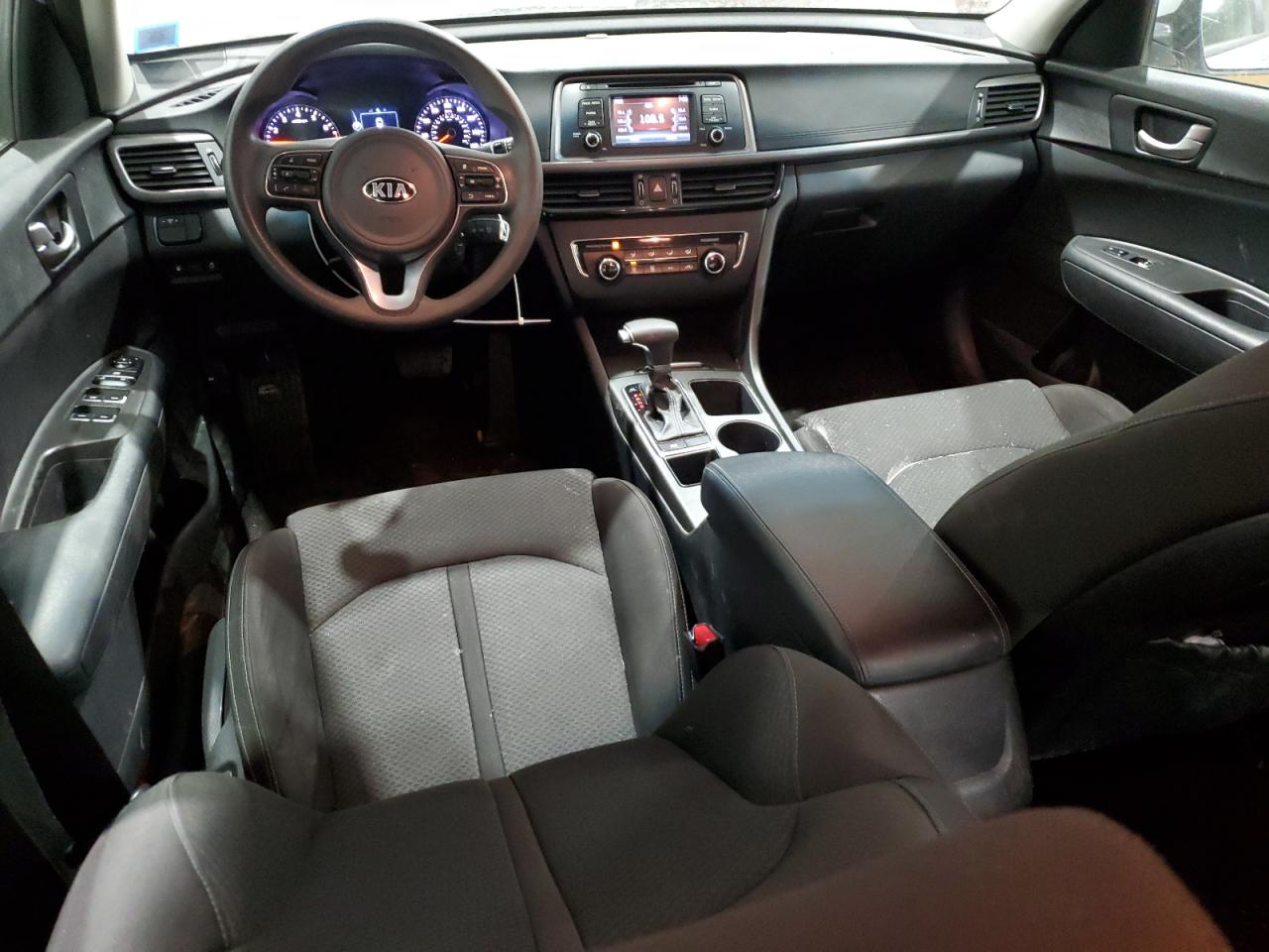 2016 Kia Optima - Image 8