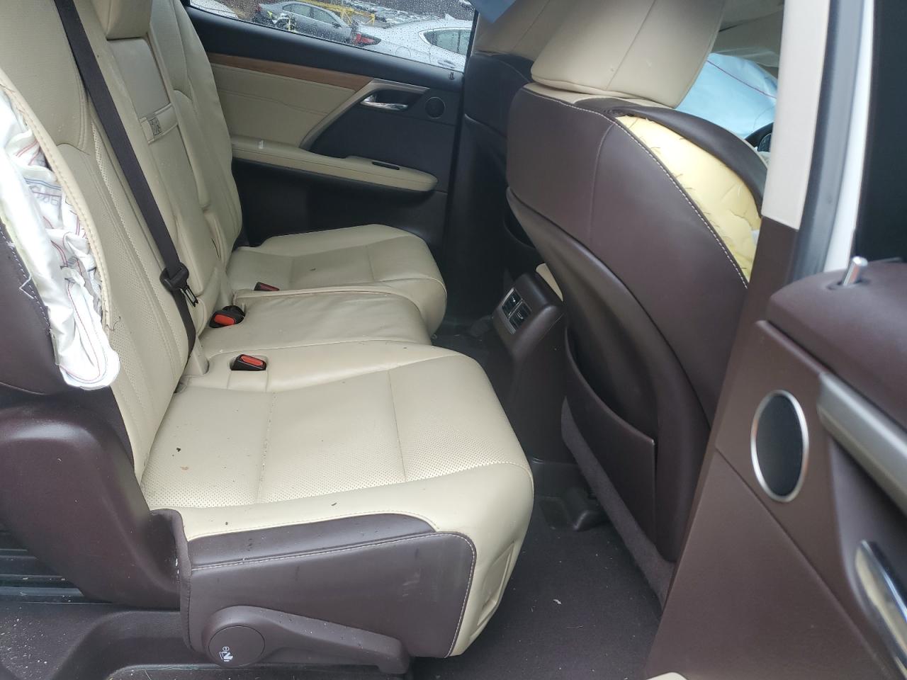 2019 Lexus RX - Image 12
