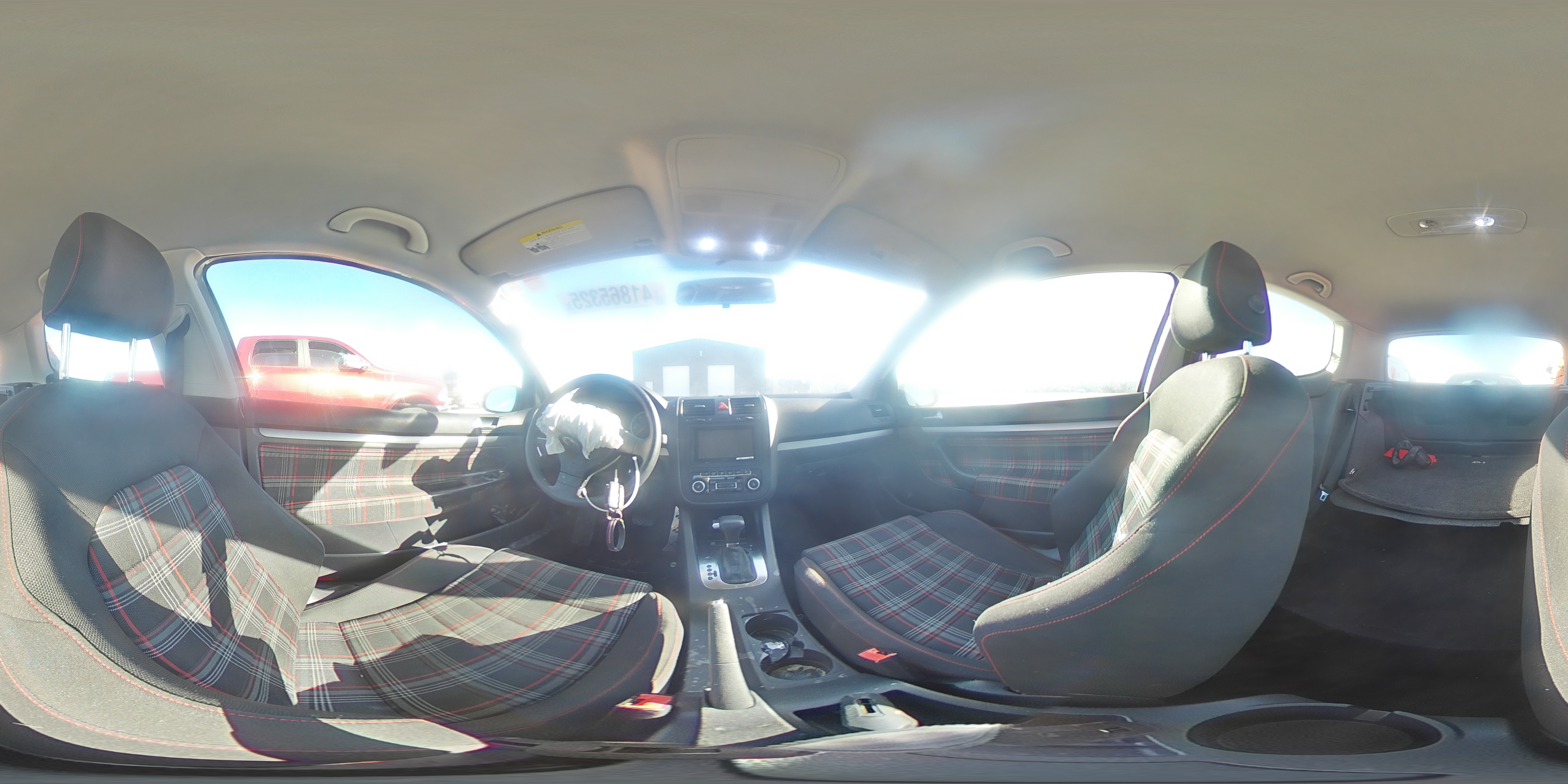 2009 Volkswagen Golf - Image 13