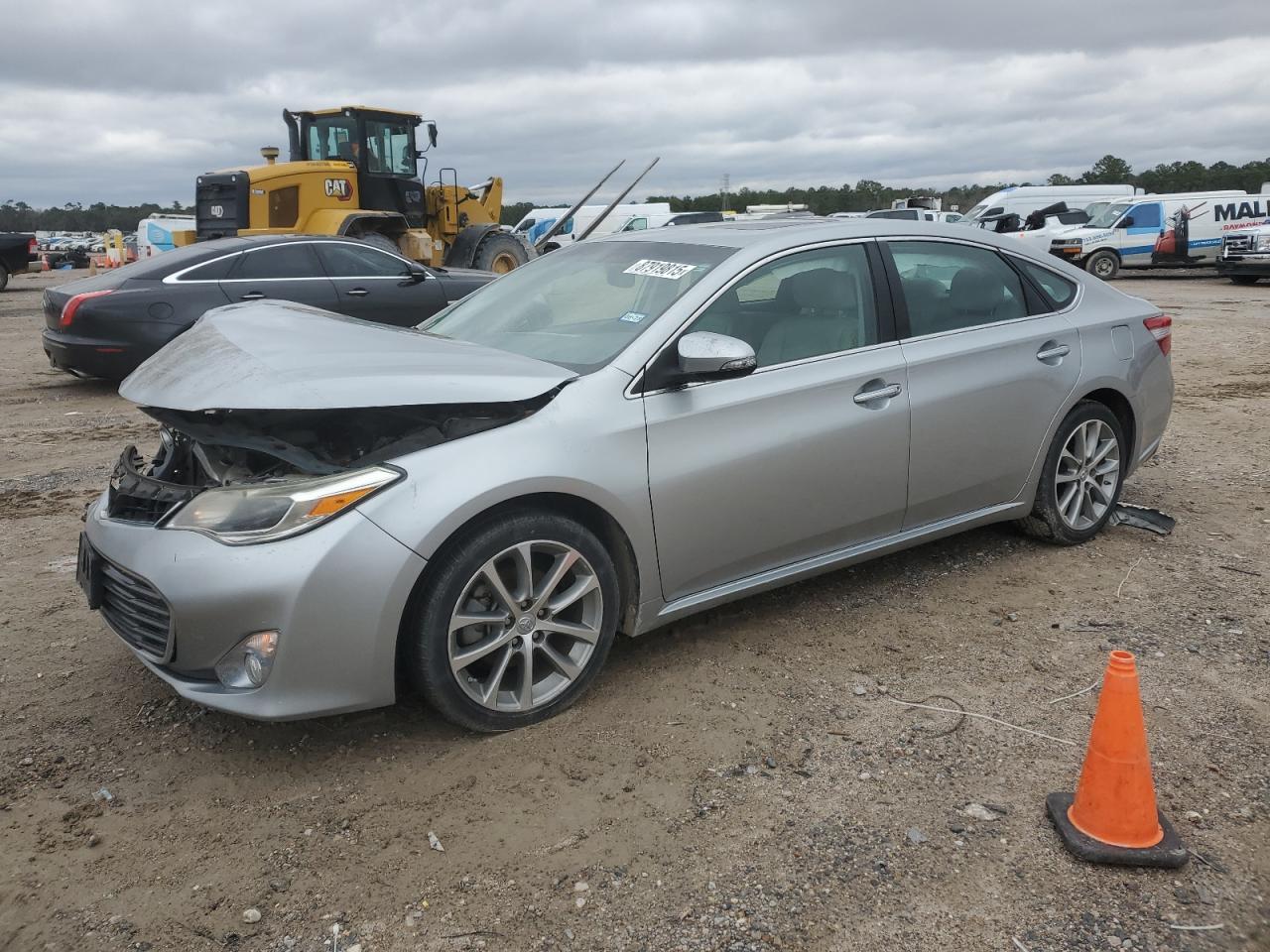 4T1BK1EB7FU177161 2015 TOYOTA AVALON - Image 1