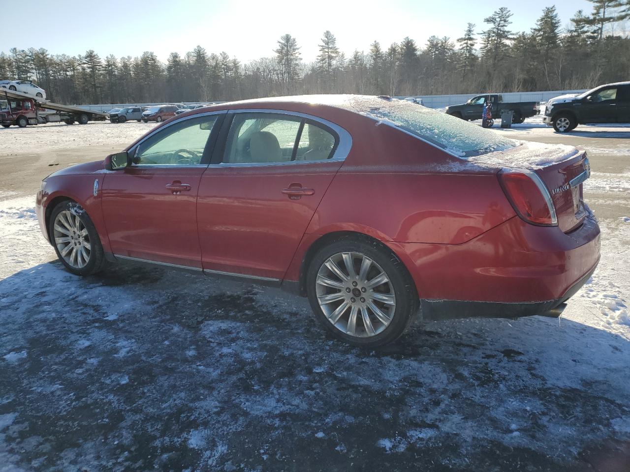 2010 Lincoln MKS - Image 2