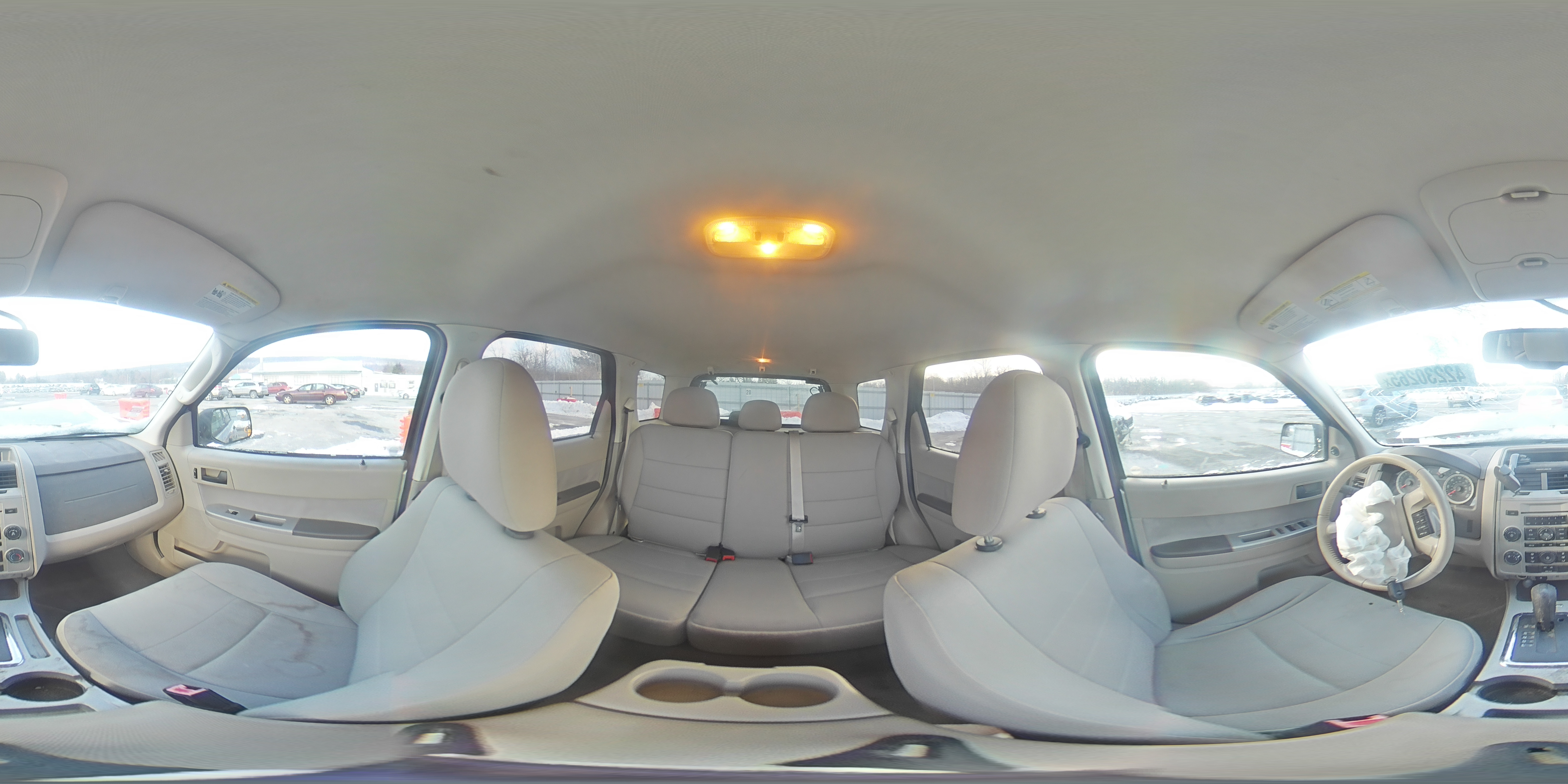 2010 Ford Escape - Image 12
