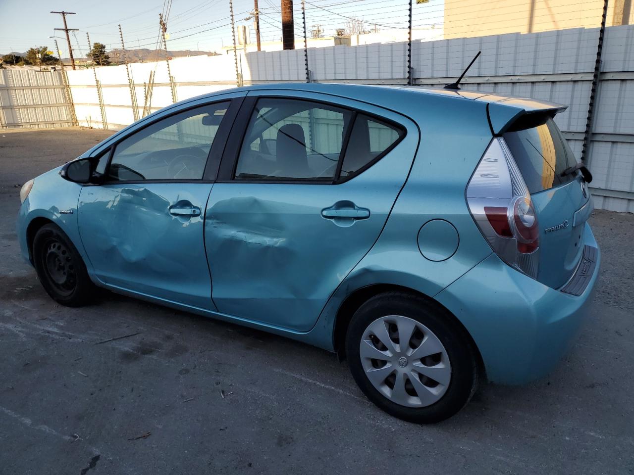2012 Toyota Prius - Image 2