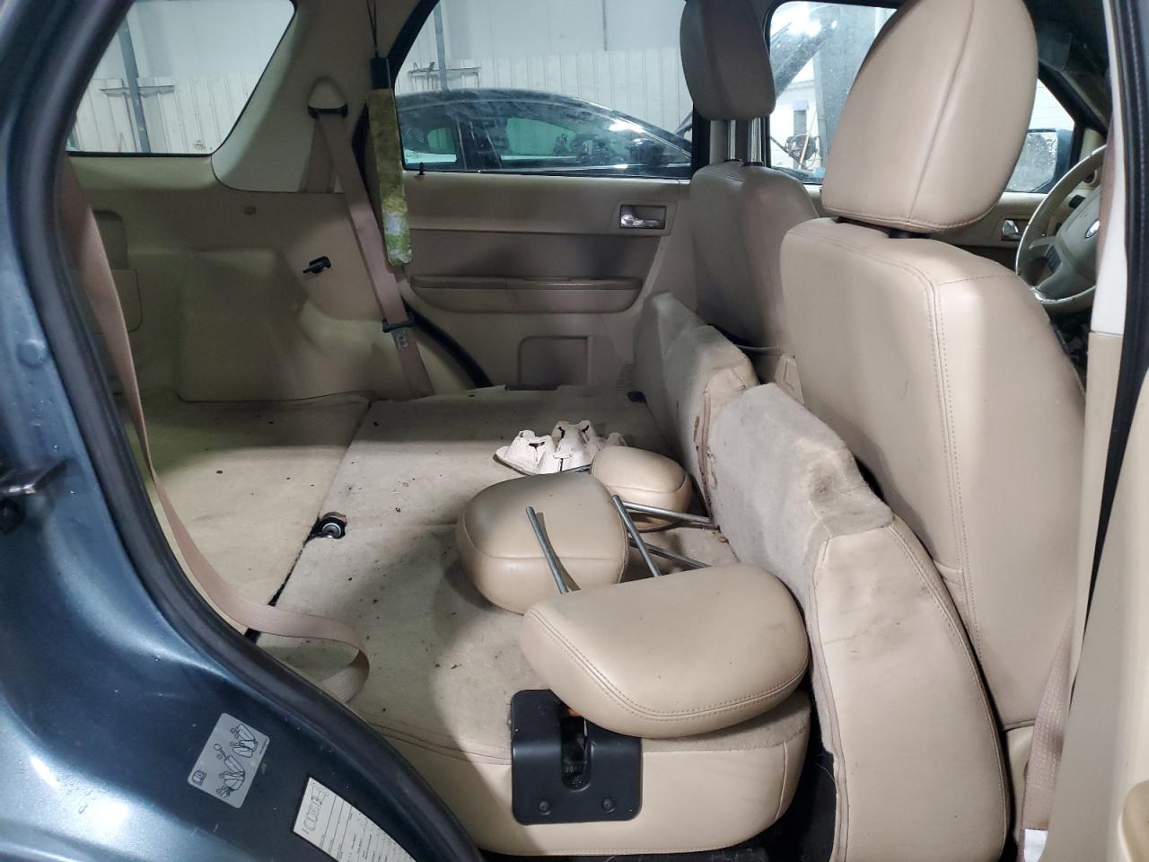 2012 Ford Escape - Image 11