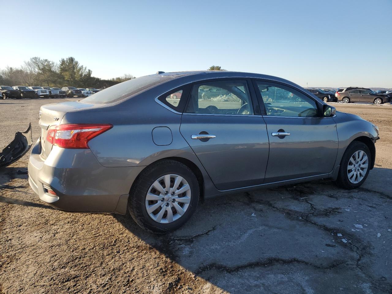 2017 Nissan Sentra - Image 3