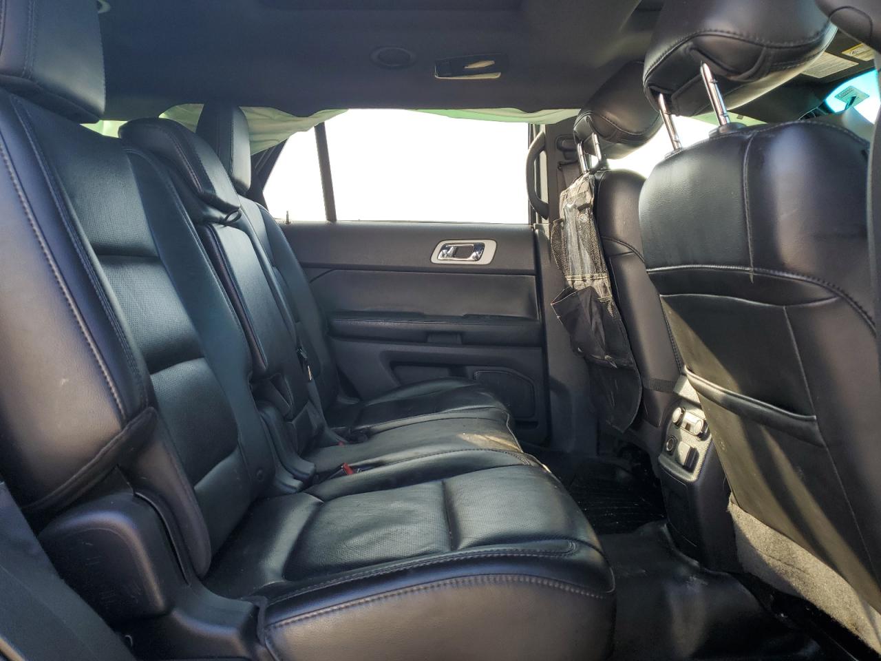 2013 Ford Explorer - Image 12