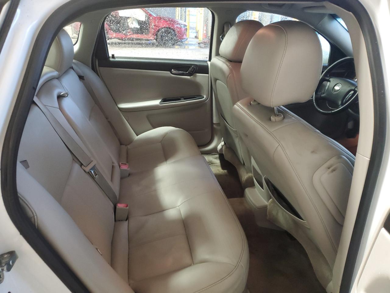 2012 Chevrolet Impala - Image 10
