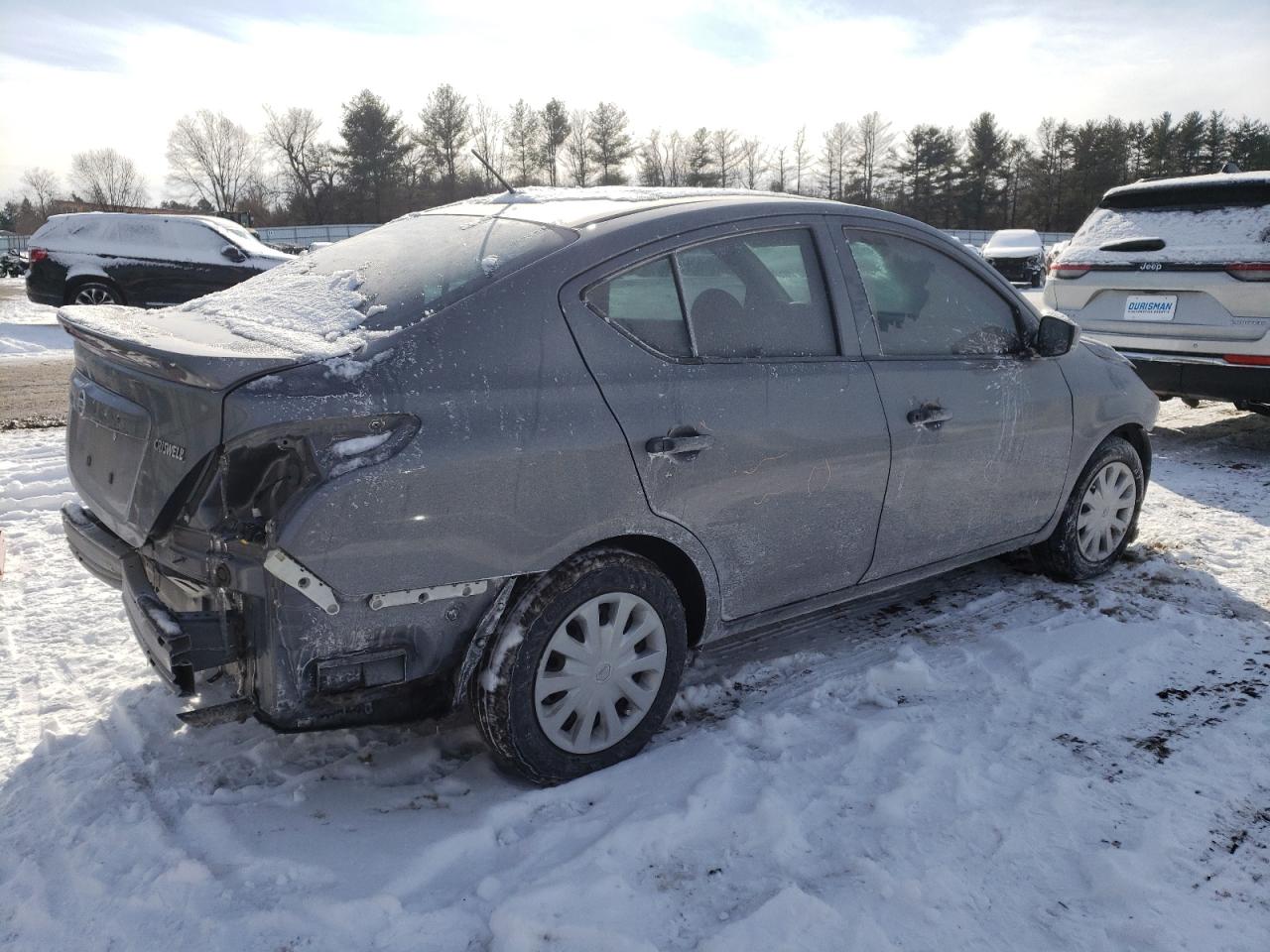 2017 Nissan Versa - Image 3