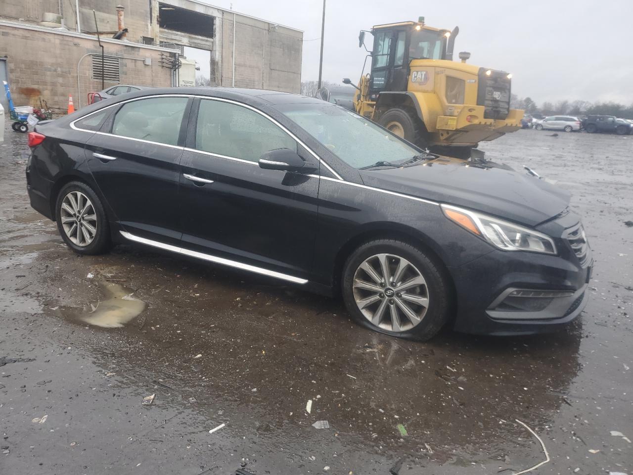 2016 Hyundai Sonata - Image 4