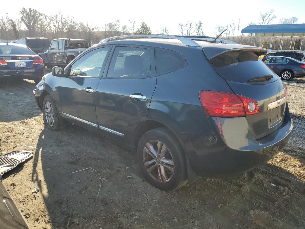 2013 Nissan Rogue - Image 2