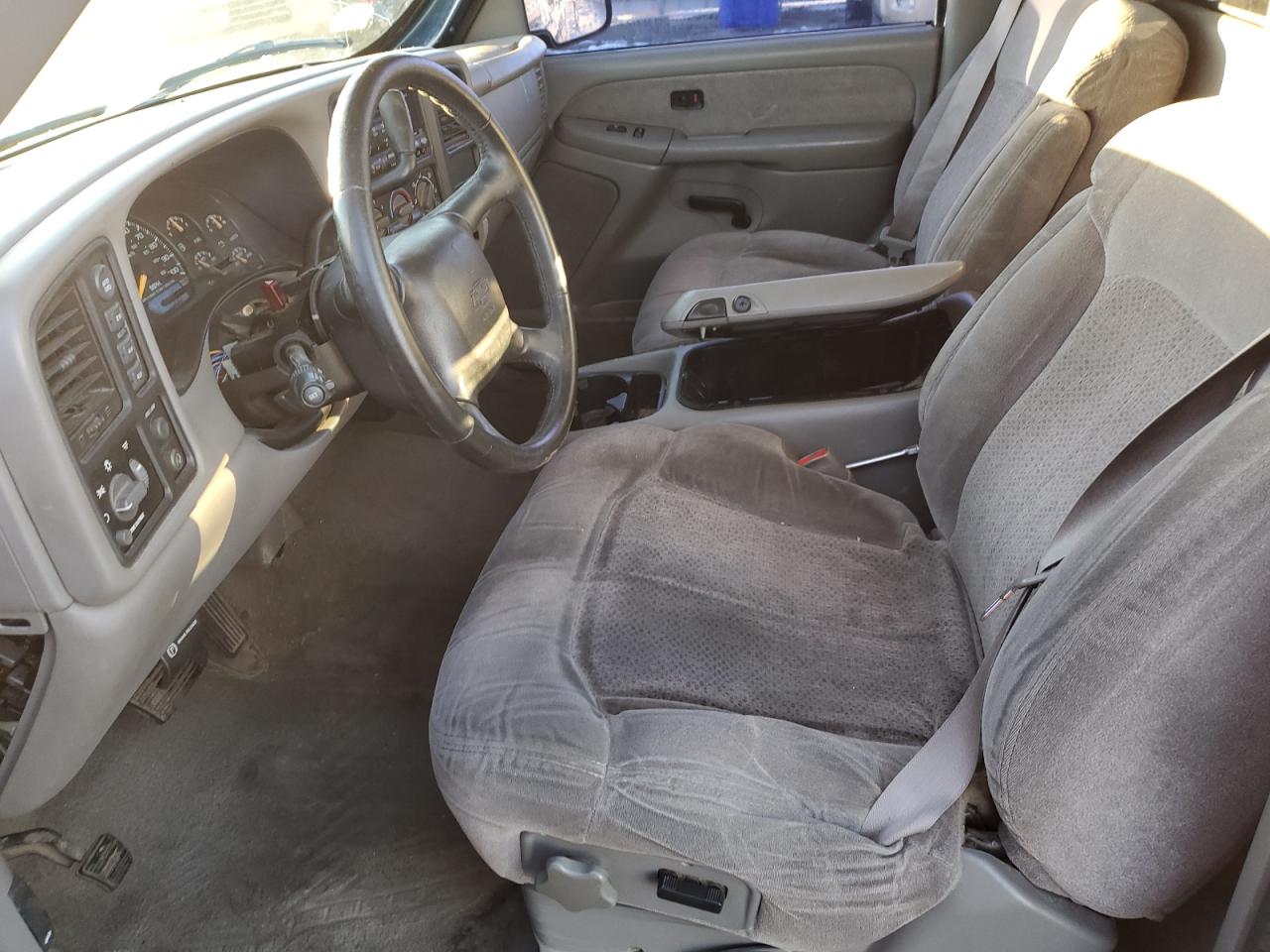 2000 Chevrolet Silverado - Image 7