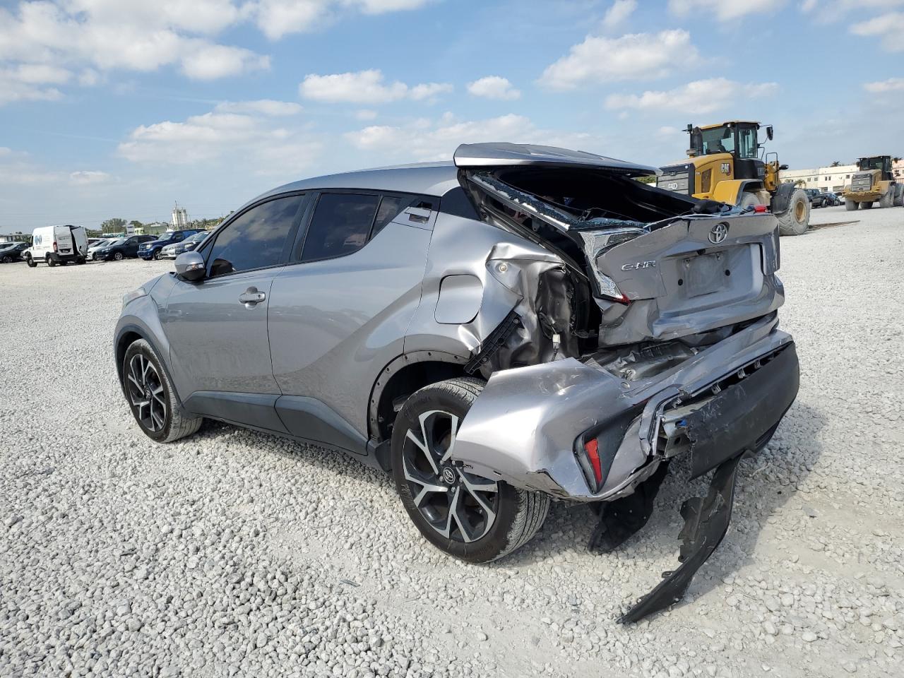 2018 Toyota C-HR - Image 2