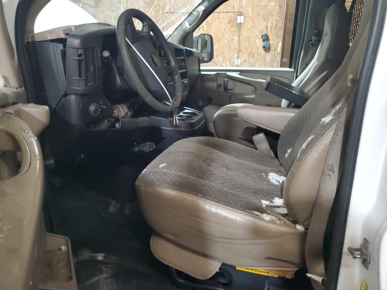 2008 Chevrolet Express - Image 7