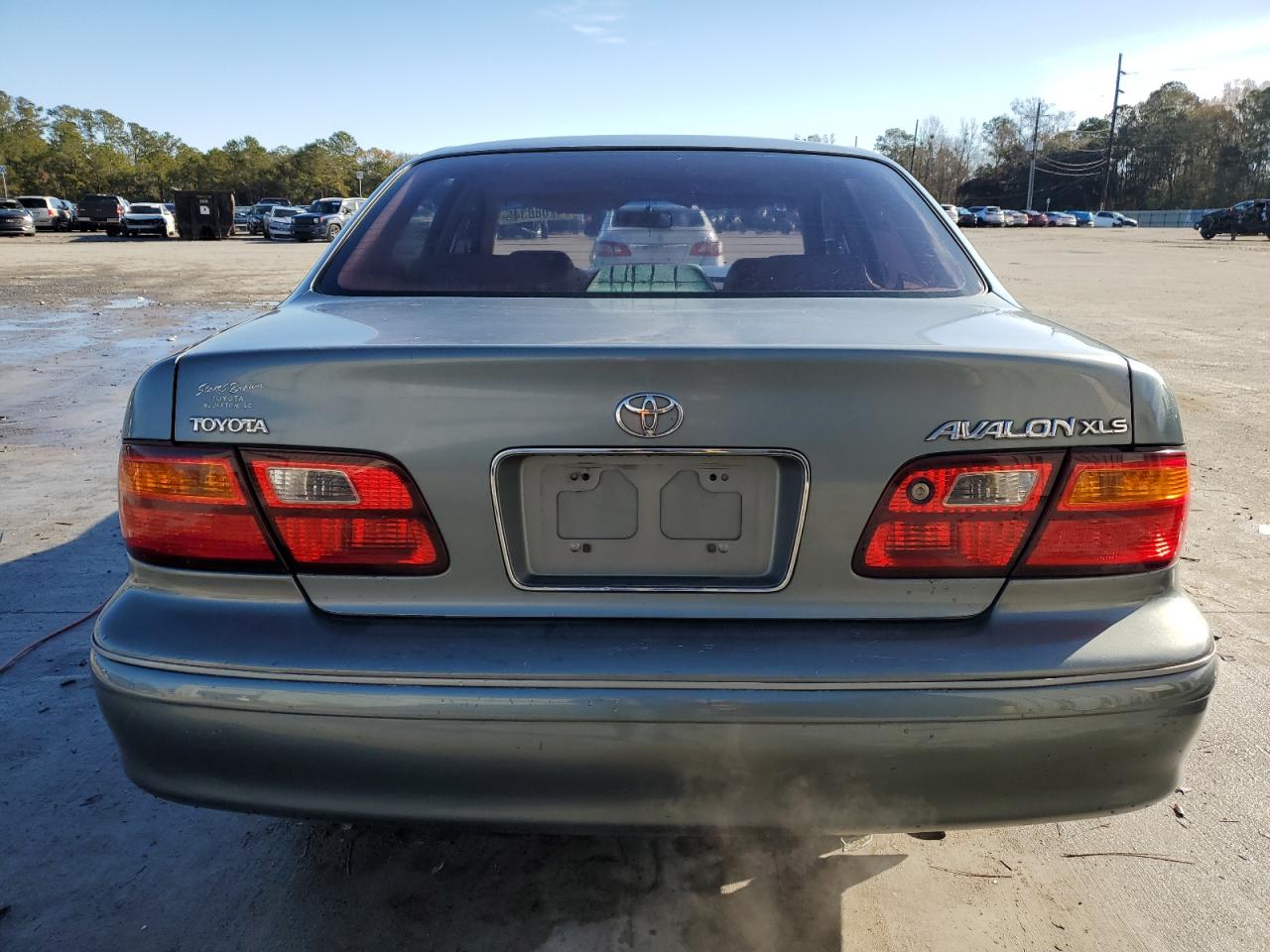 1999 Toyota Avalon - Image 6