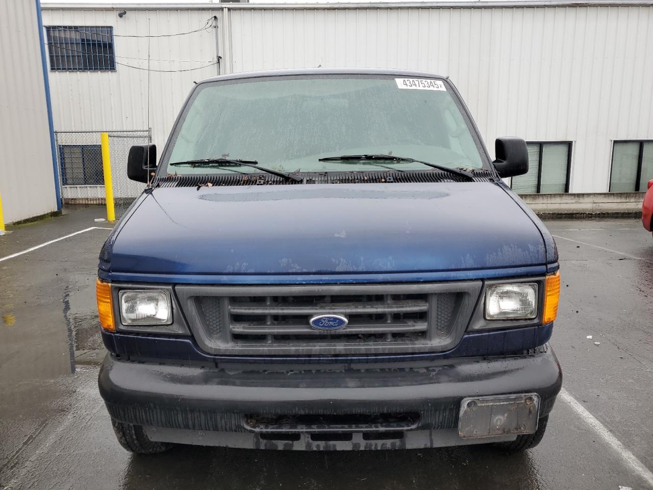 2005 Ford Econoline - Image 5
