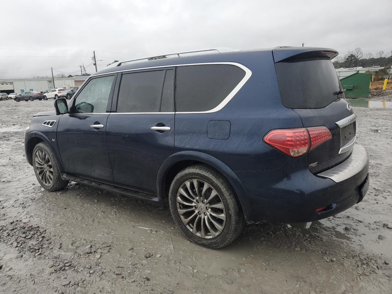 2015 Infiniti QX80 - Image 2