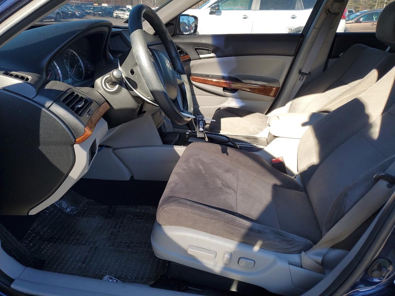 2012 Honda Accord - Image 7