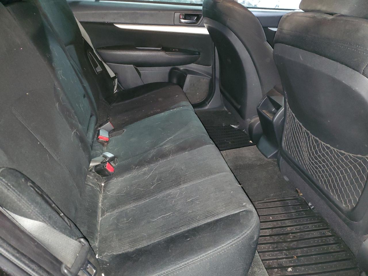 2013 Subaru Outback - Image 11