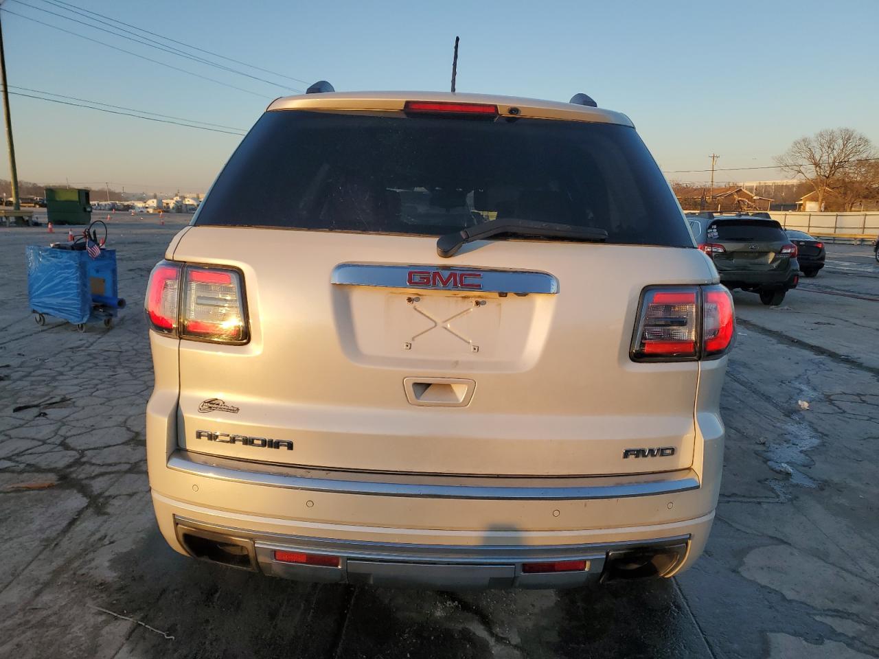 2014 GMC Acadia - Image 6
