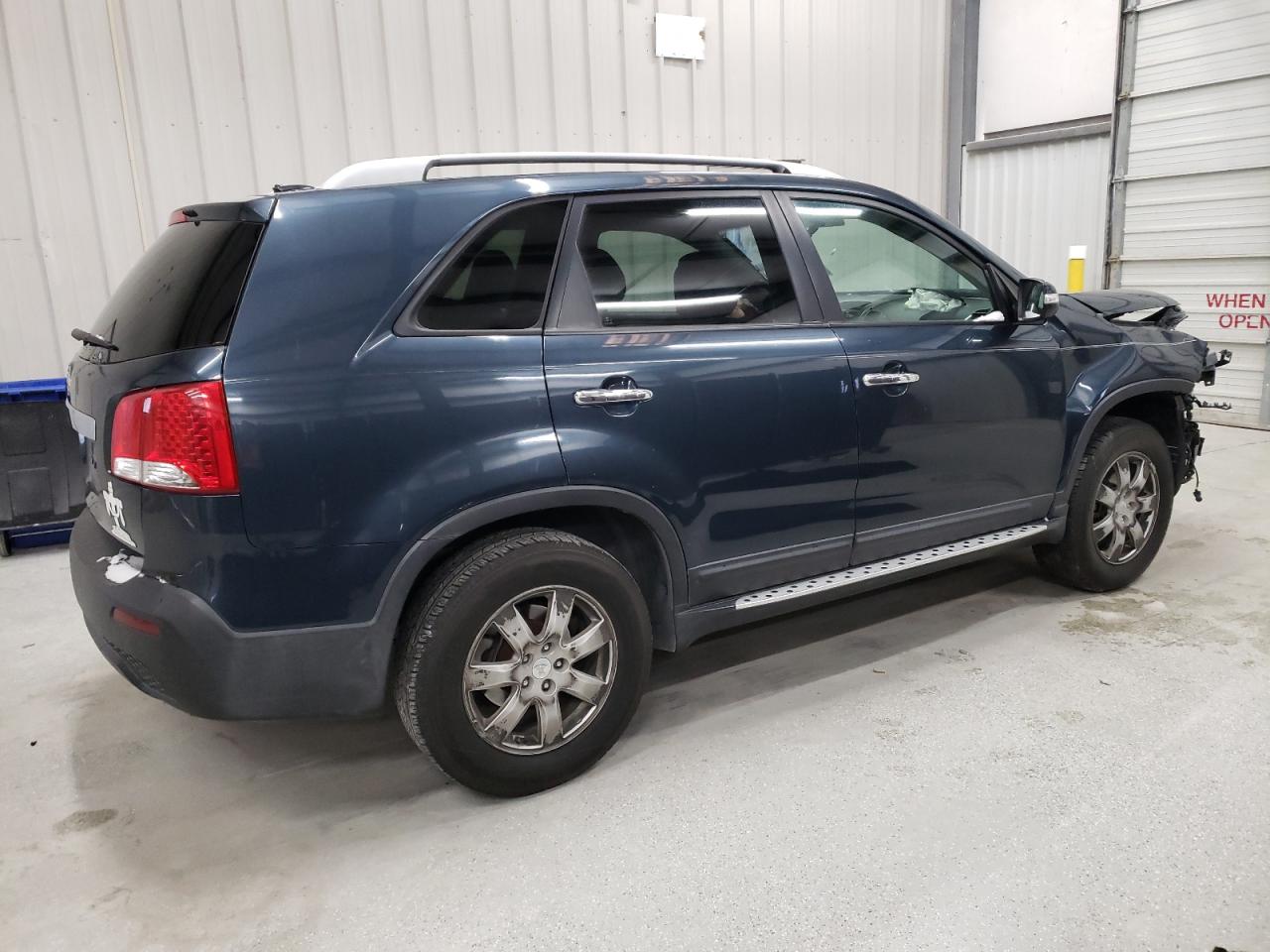 2011 Kia Sorento - Image 3