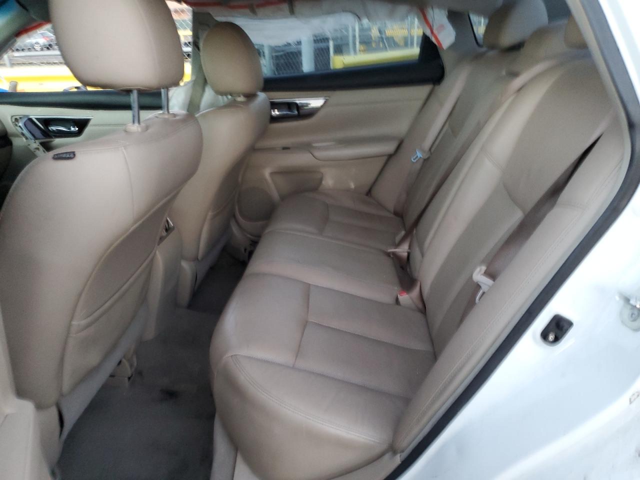 2013 Nissan Altima - Image 10