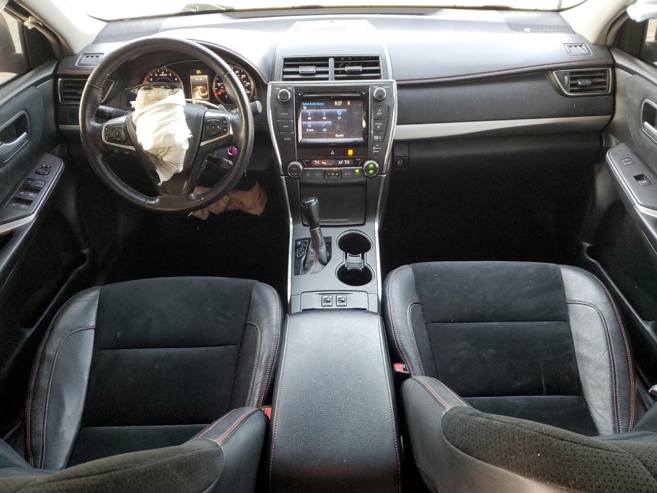 2015 Toyota Camry - Image 8