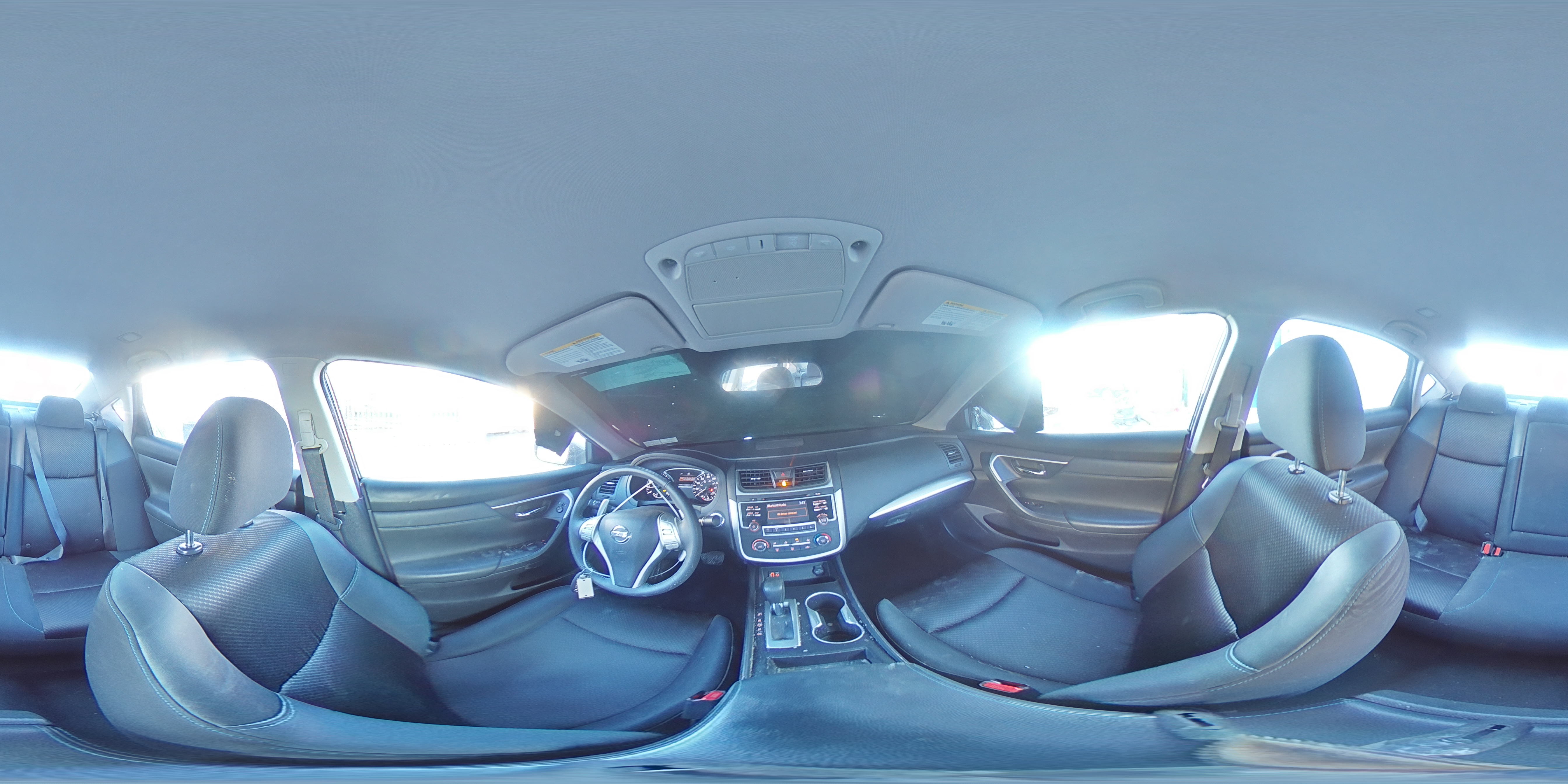 2017 Nissan Altima - Image 13