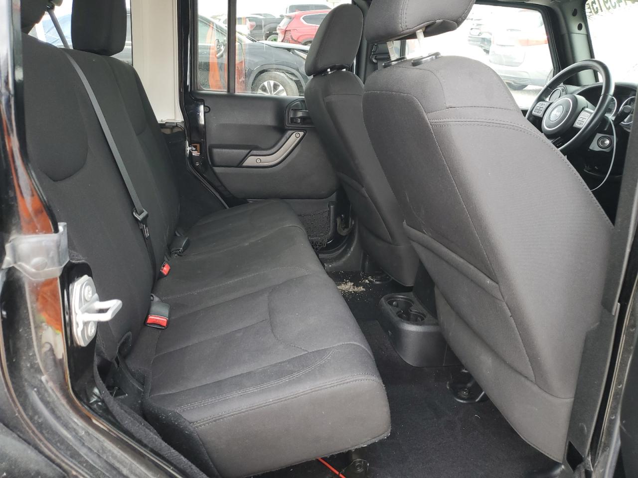 2016 Jeep Wrangler - Image 11