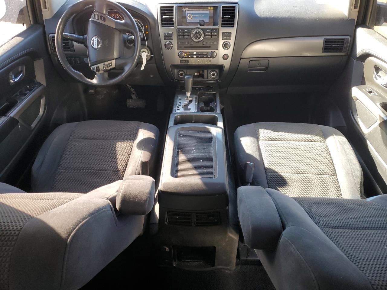 2015 Nissan Armada - Image 8