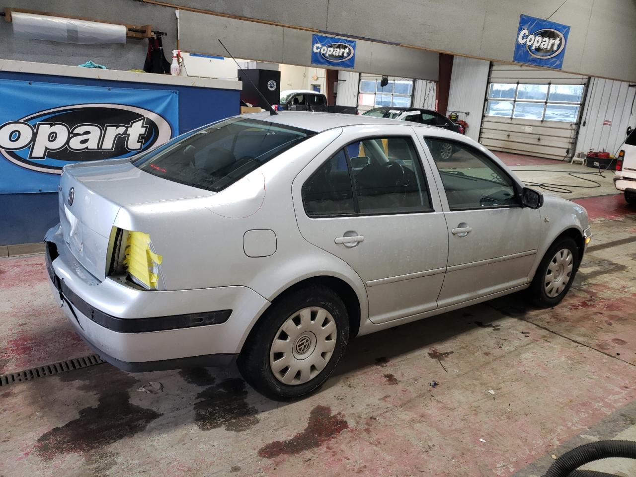 2003 Volkswagen Jetta - Image 3