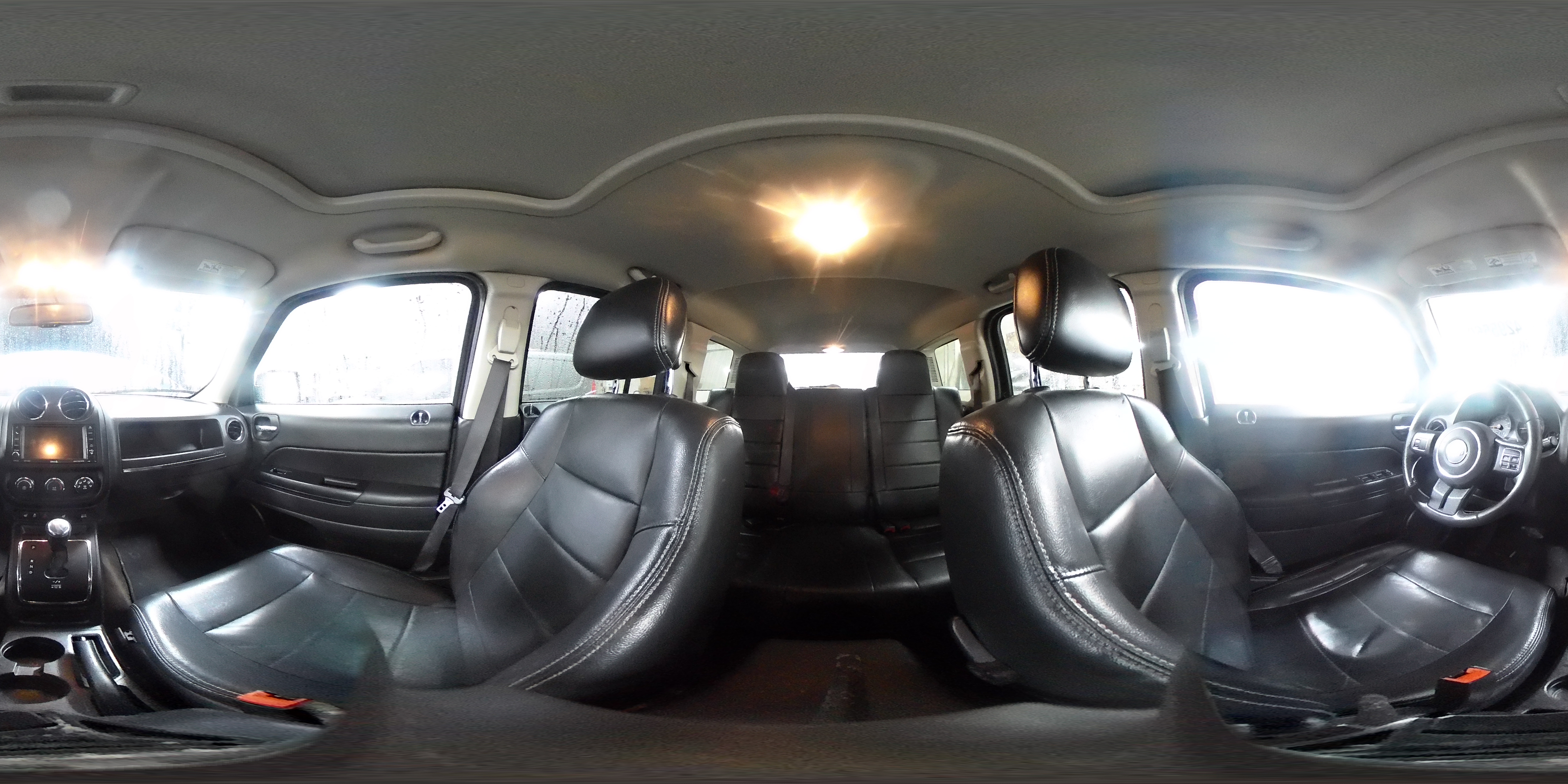 2015 Jeep Liberty (Patriot) - Image 14