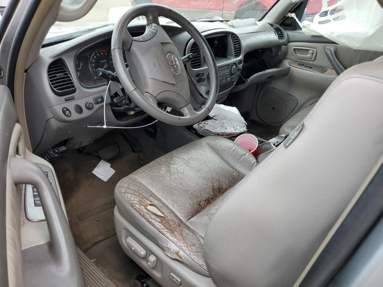 2007 Toyota Sequoia - Image 8