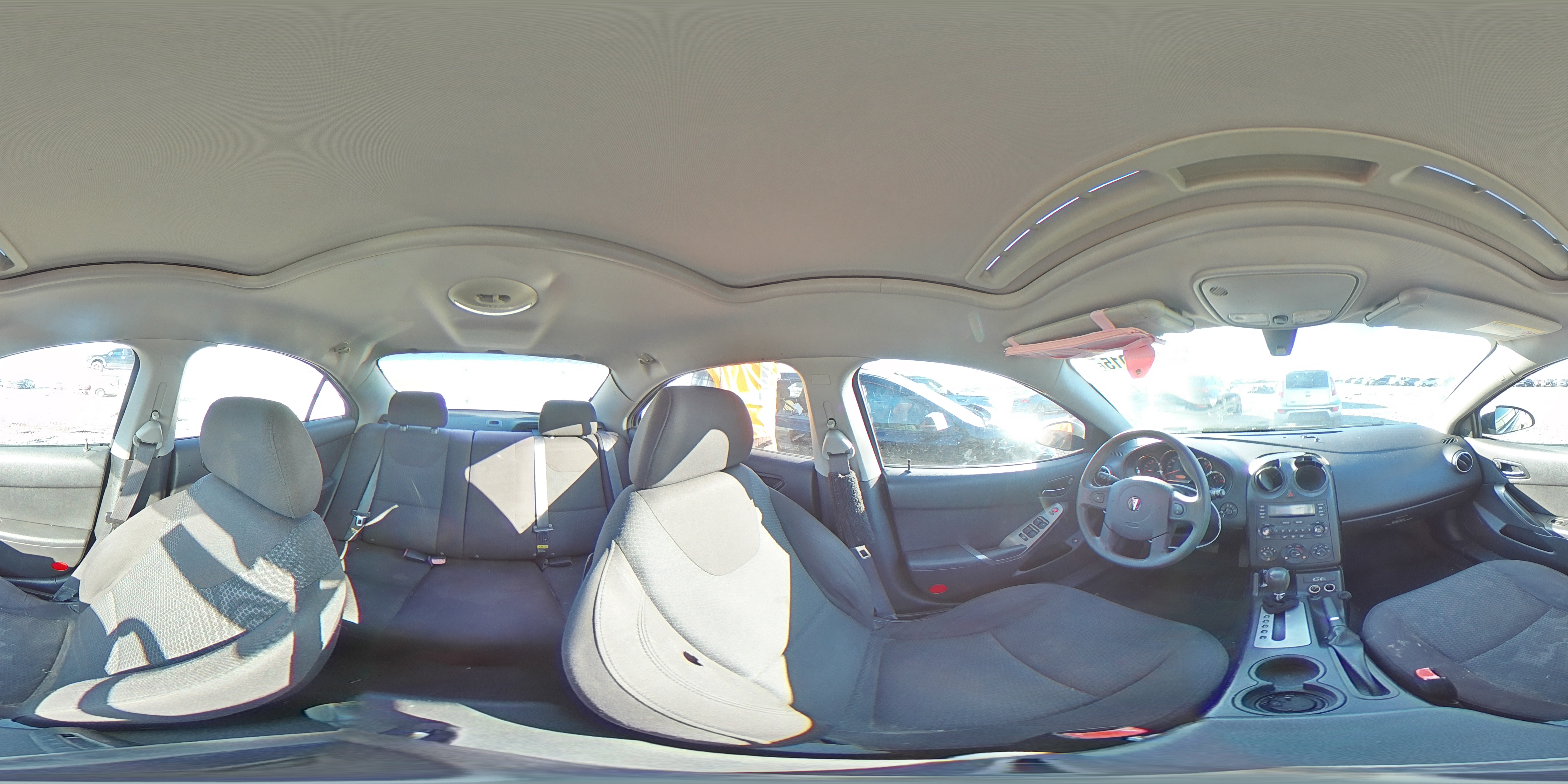 2005 Pontiac G6 - Image 13