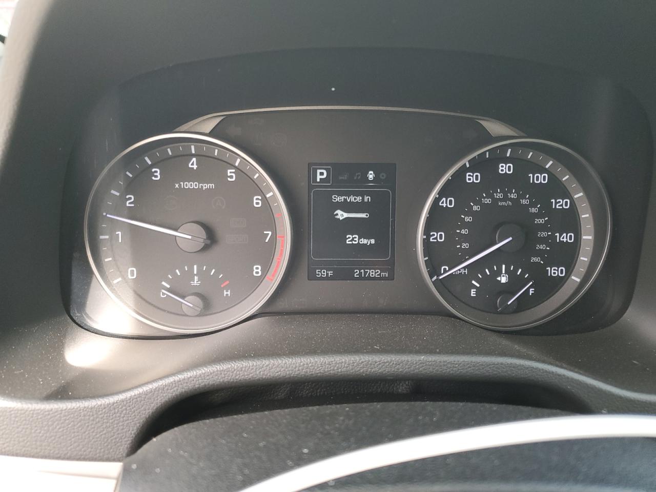 2018 Hyundai Elantra - Image 9