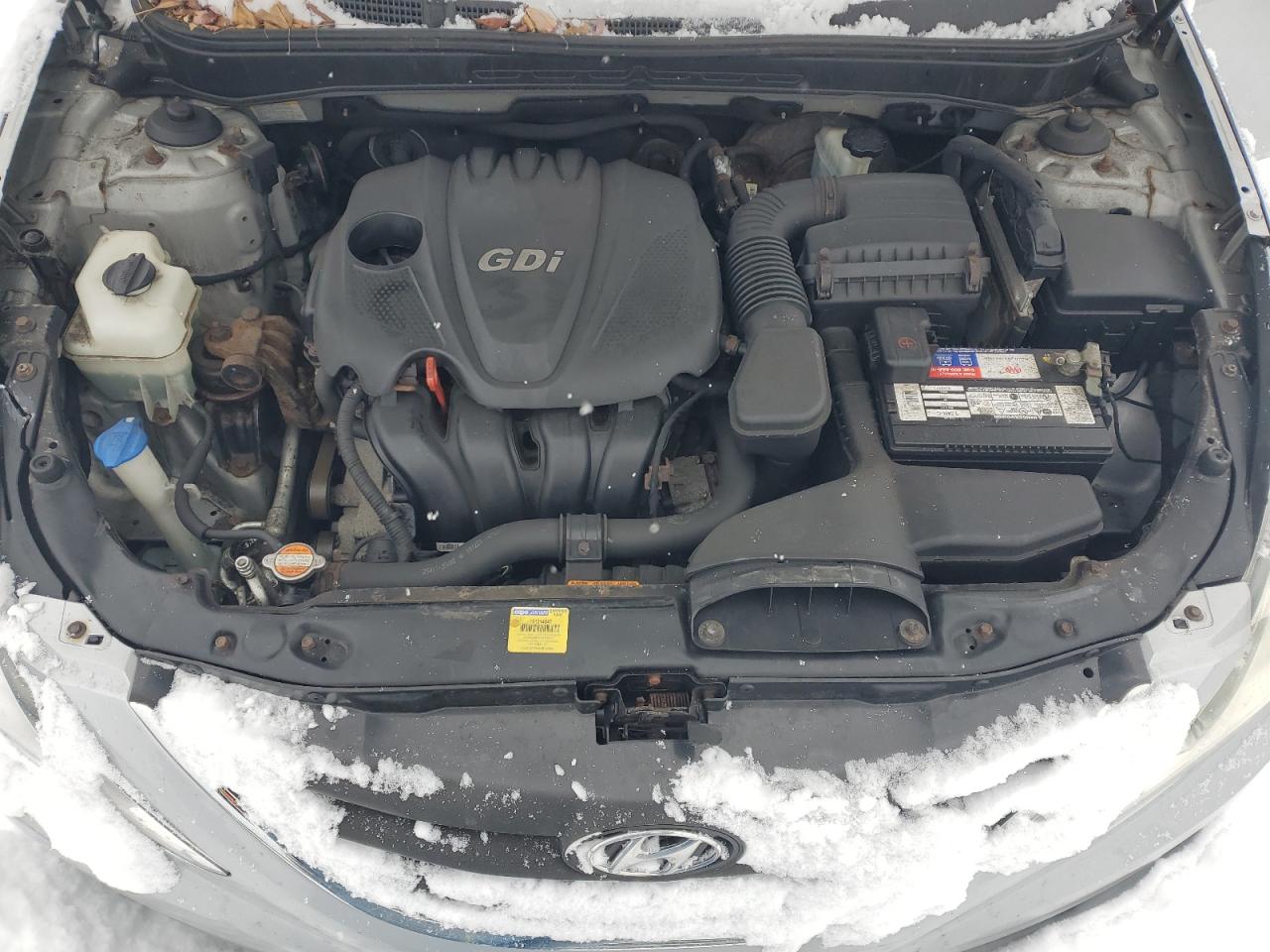 2011 Hyundai Sonata - Image 11