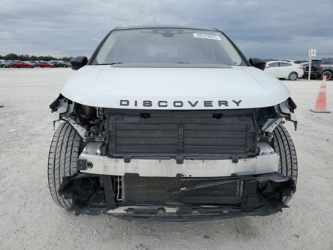 2021 Land Rover Discovery - Image 5