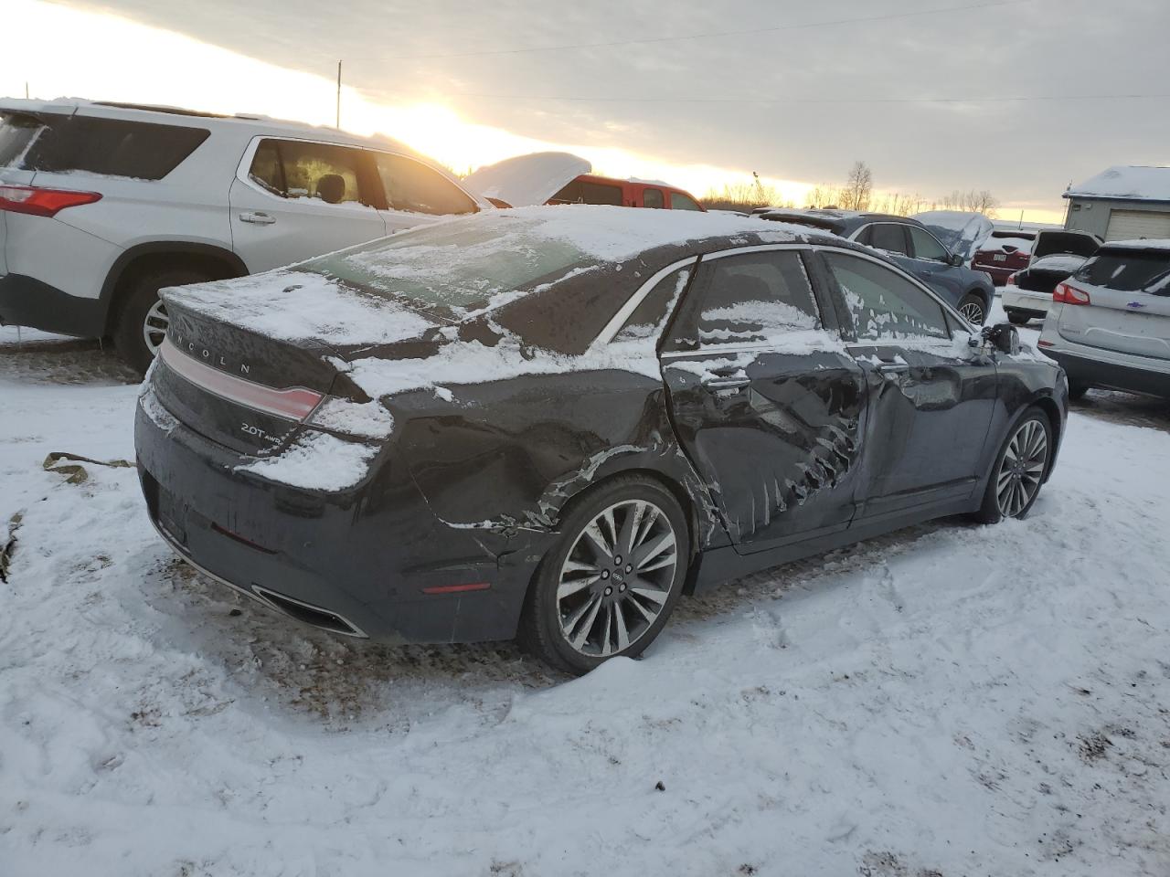 2020 Lincoln MKZ - Image 3