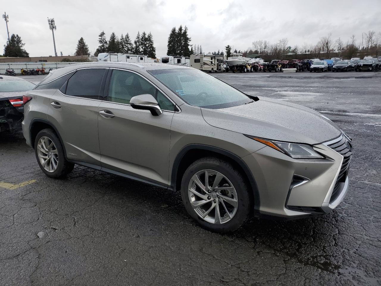 2019 Lexus RX - Image 4
