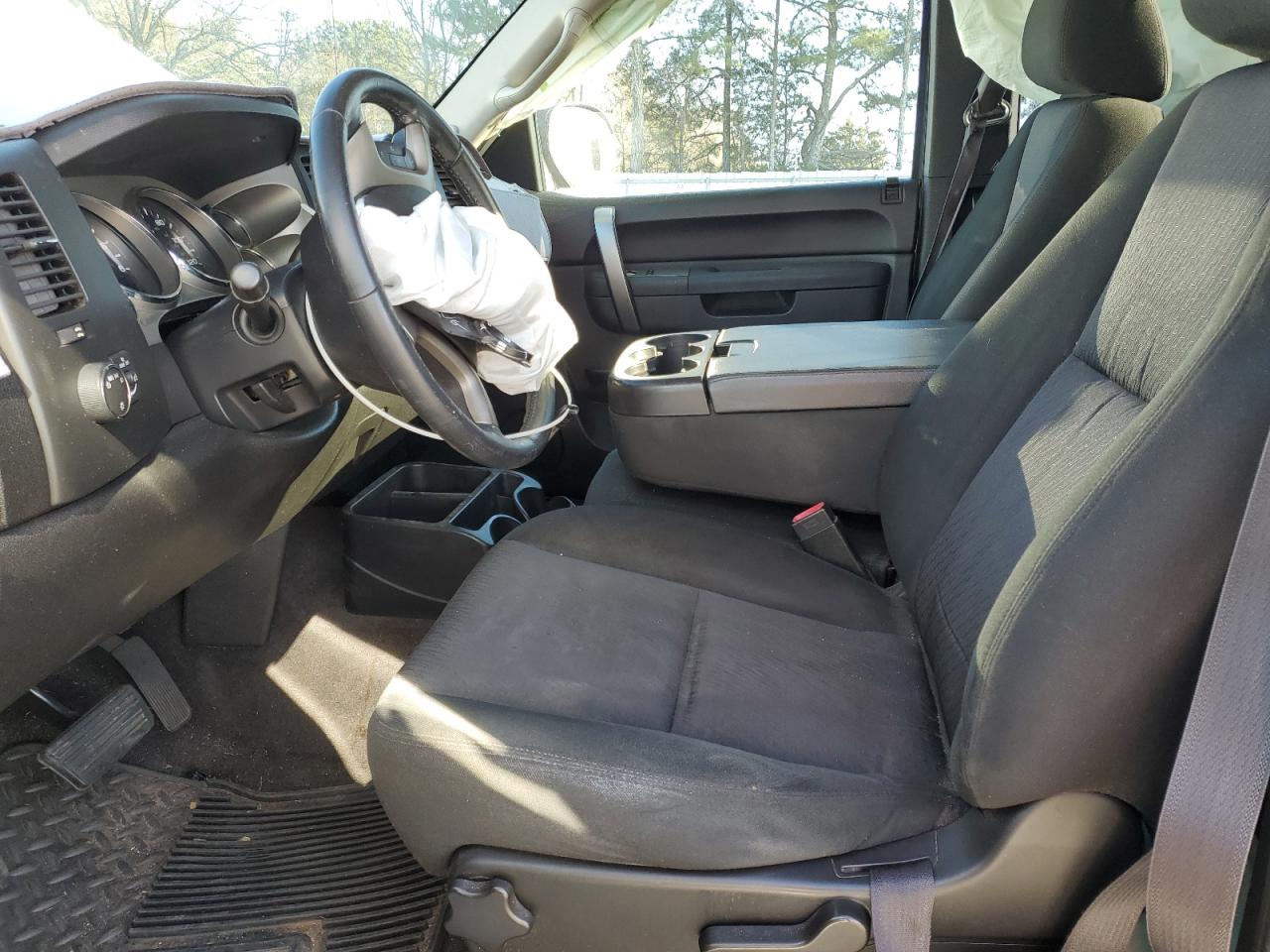 2012 Chevrolet Silverado - Image 7