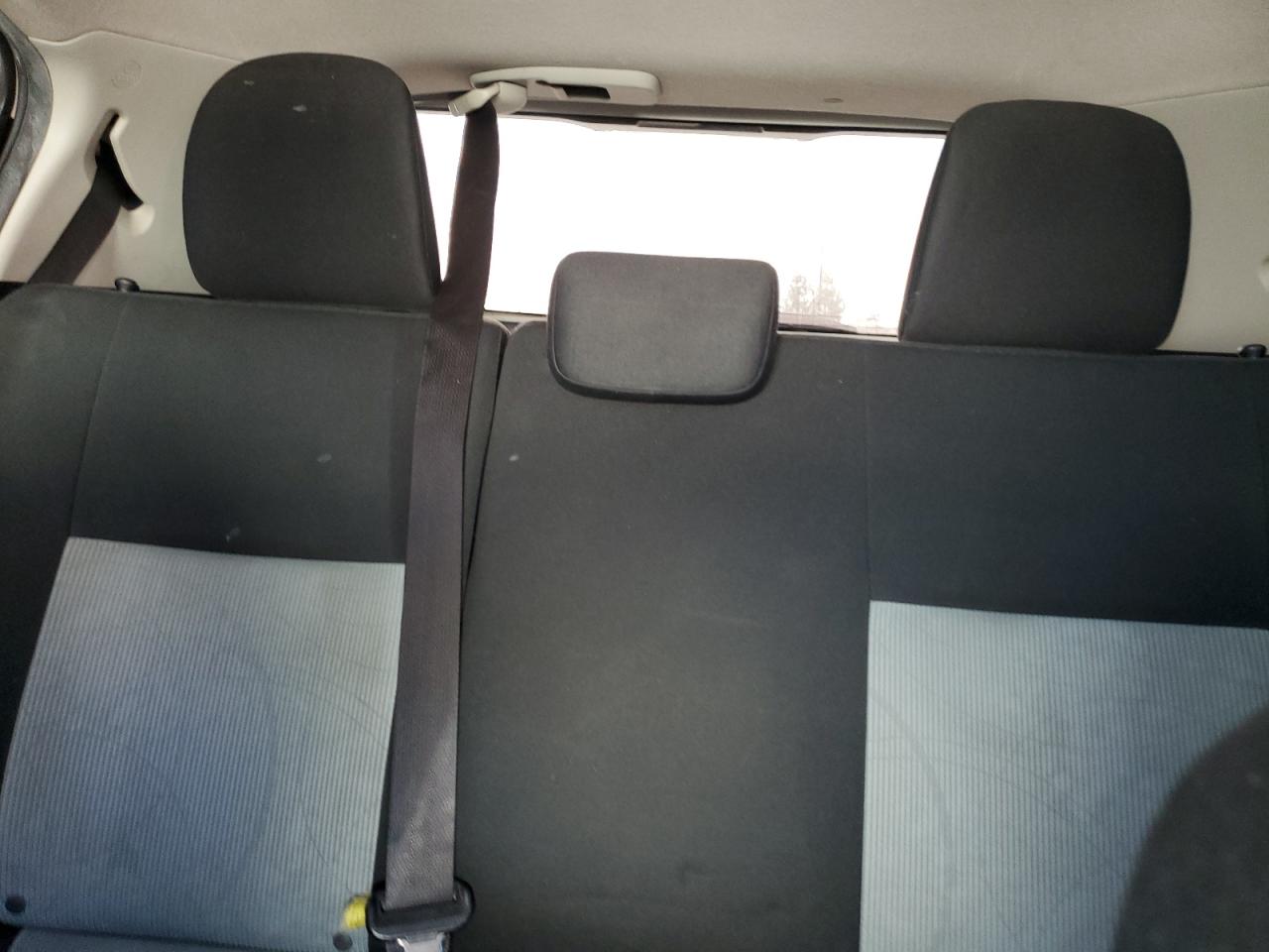 2014 Toyota Prius - Image 10