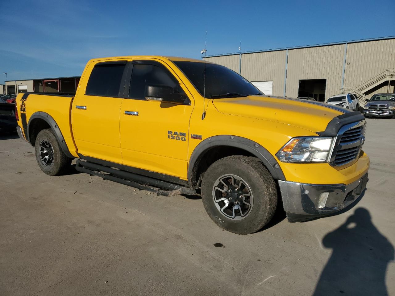 2016 RAM 1500 - Image 4
