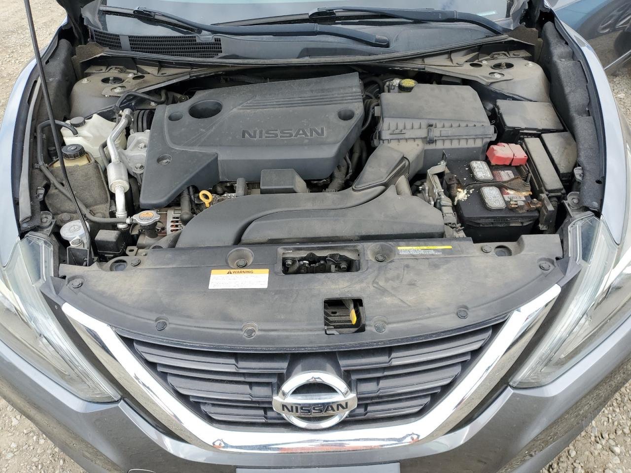 2017 Nissan Altima - Image 11