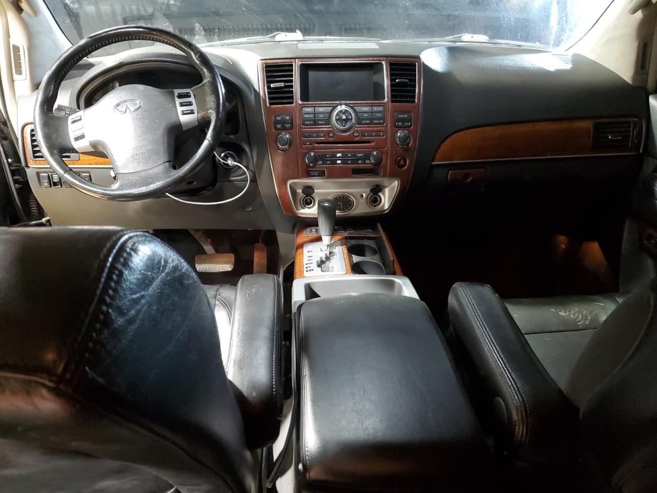 2010 Infiniti QX56 - Image 8
