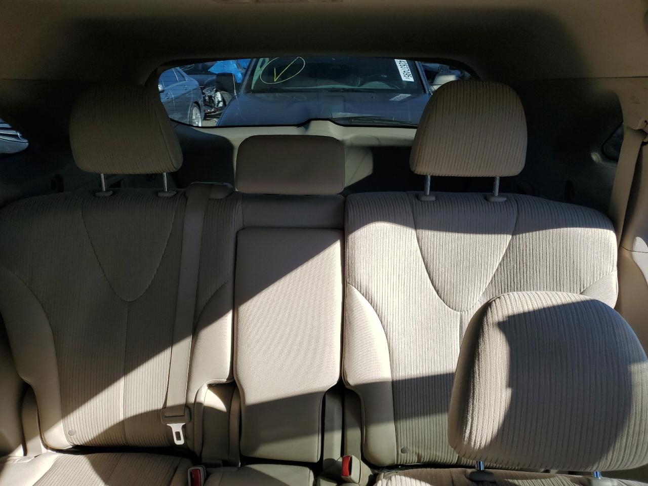 2010 Toyota Venza - Image 10