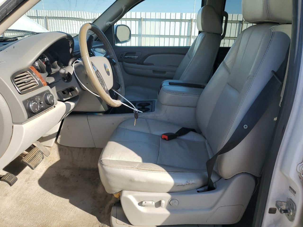 2007 Chevrolet Tahoe - Image 7