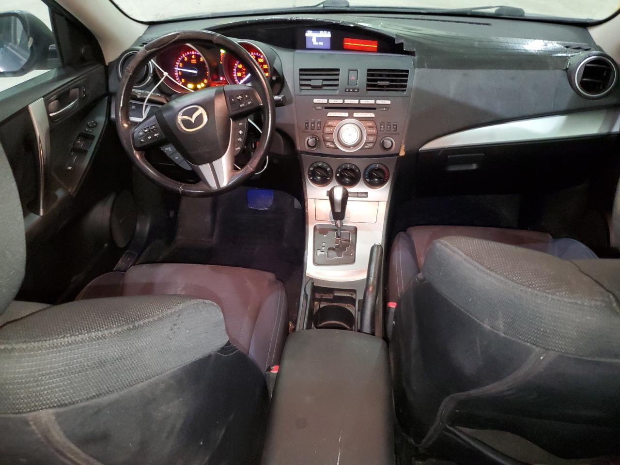 2010 Mazda 3 - Image 8