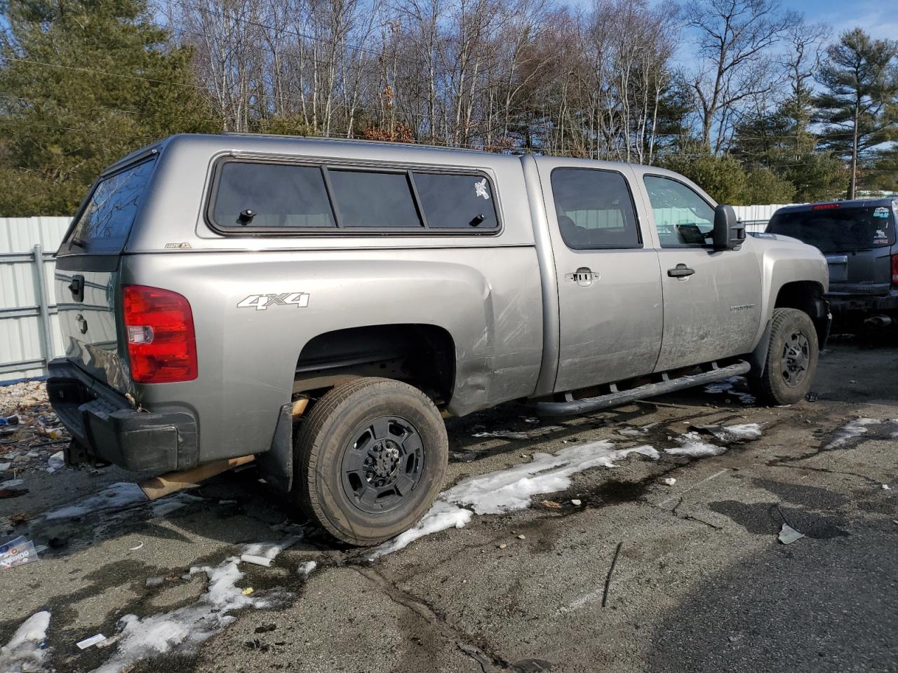 2014 Chevrolet Silverado - Image 3