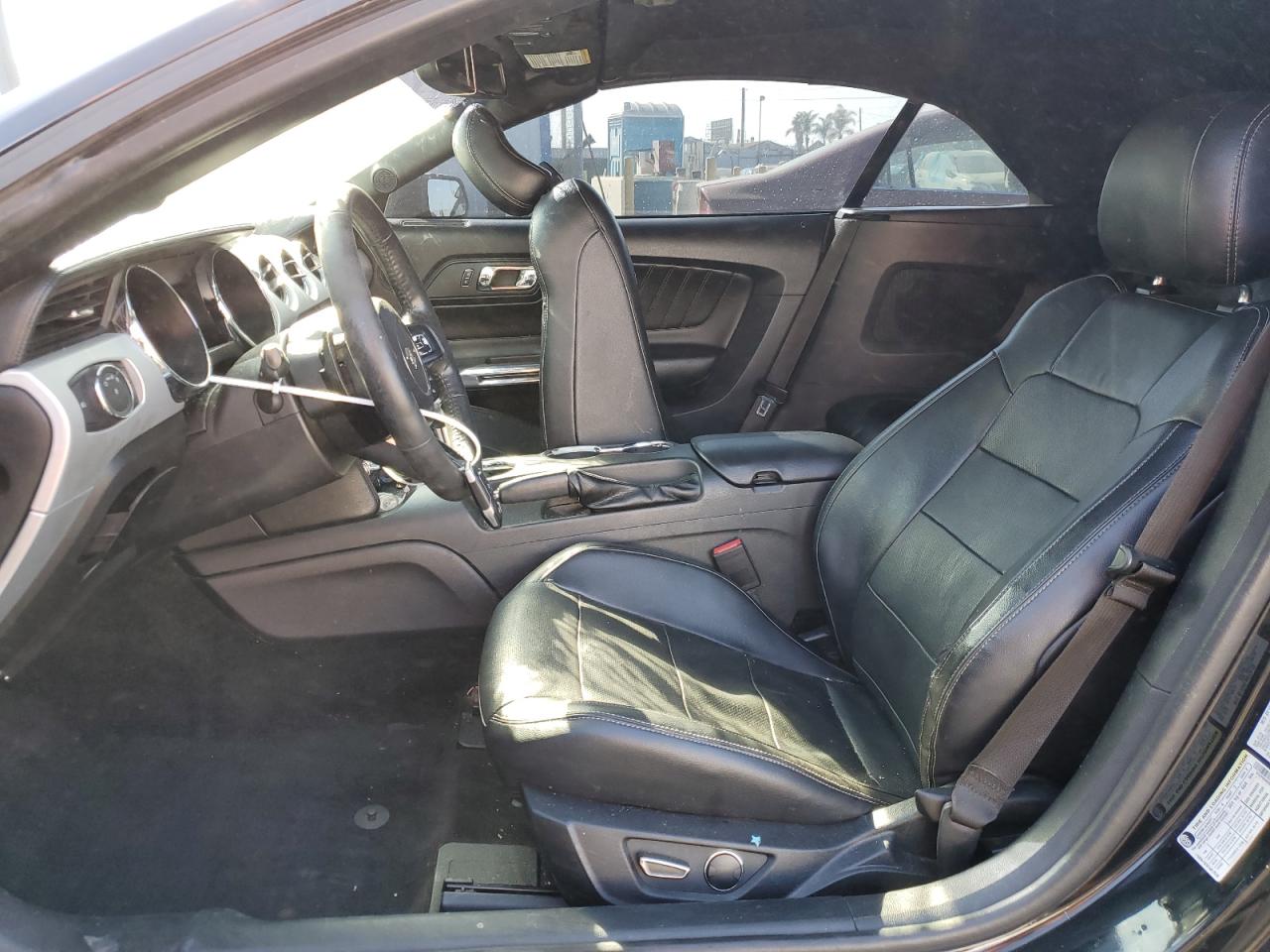 2017 Ford Mustang - Image 7