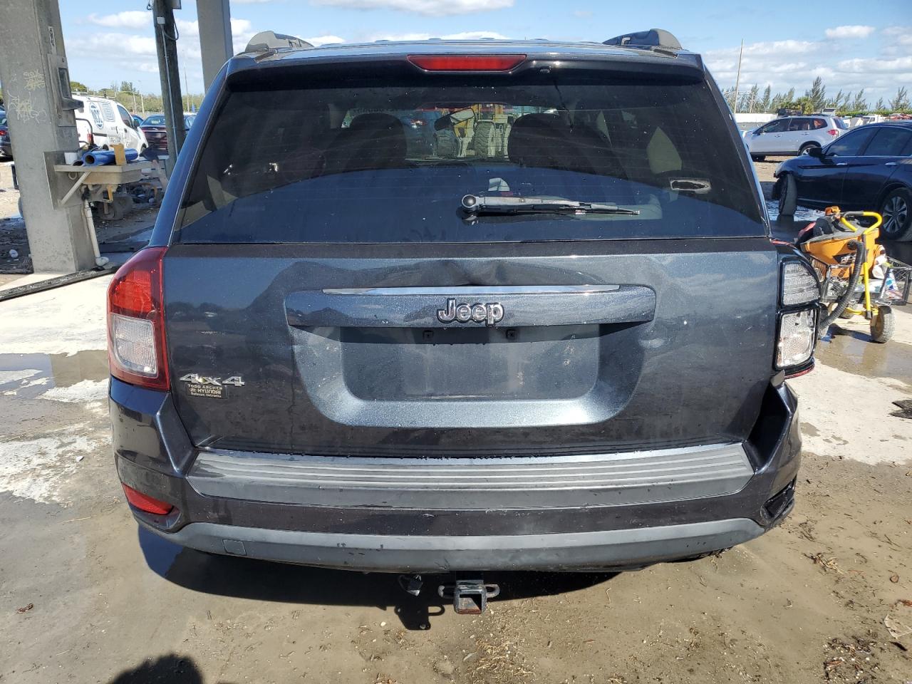 2014 Jeep Compass - Image 6